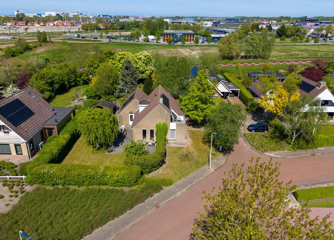 Photo 13 of Willem Bilderdijkstraat 7