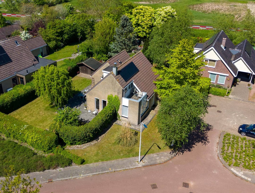 Photo 1 of Willem Bilderdijkstraat 7