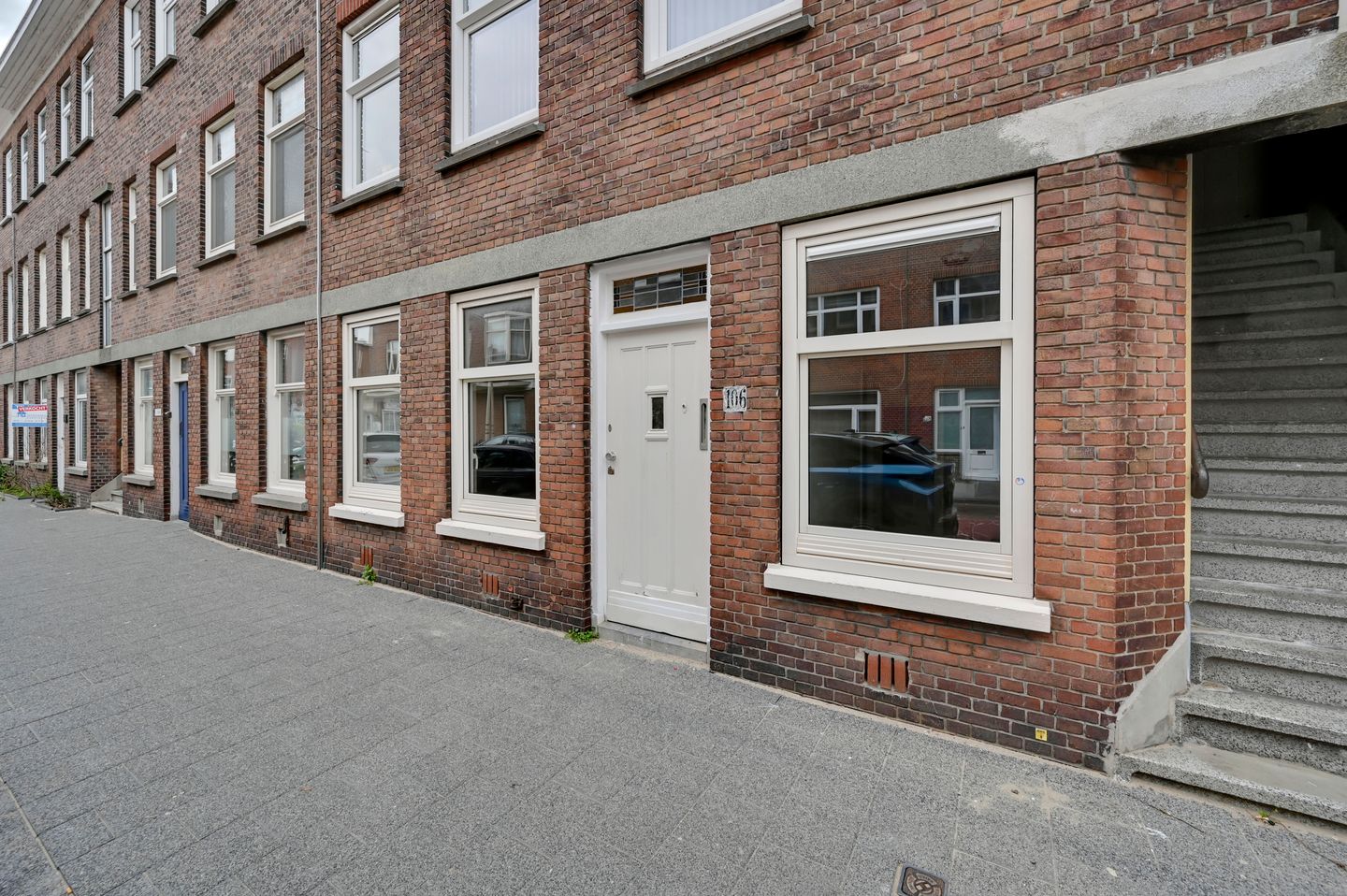 Foto 1 van Hoenderloostraat 106