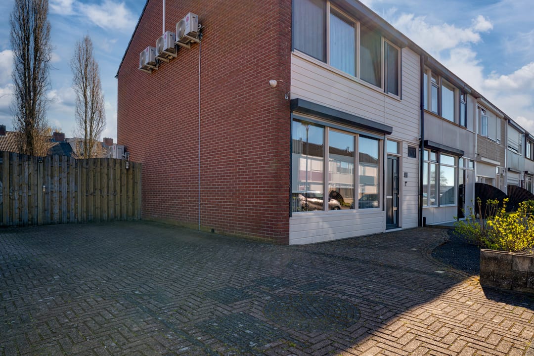 Photo 8 of Burgemeester Rietveldstr 36
