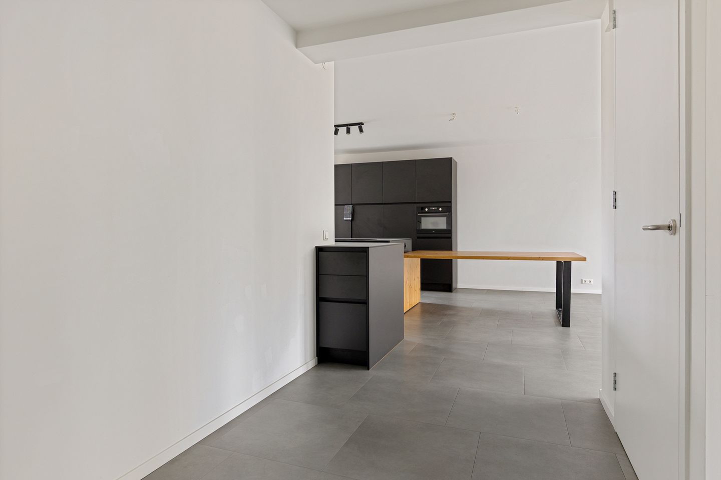 Spacious and Energy-Efficient Apartment in the Heart of Oss Center — 10