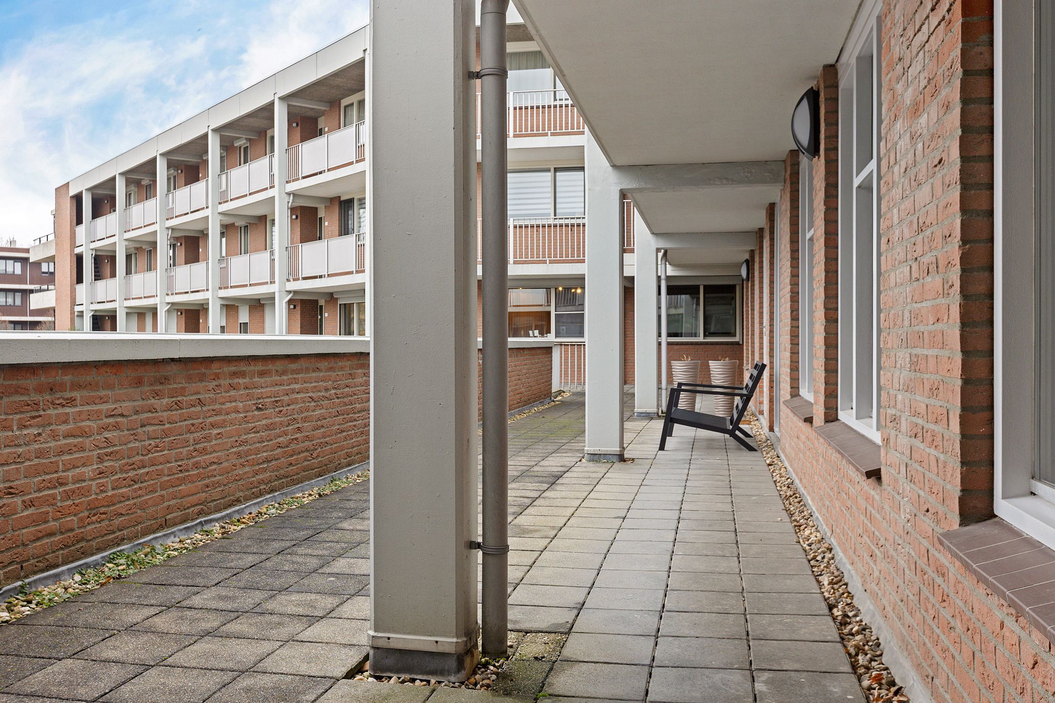 Spacious and Energy-Efficient Apartment in the Heart of Oss Center — 36