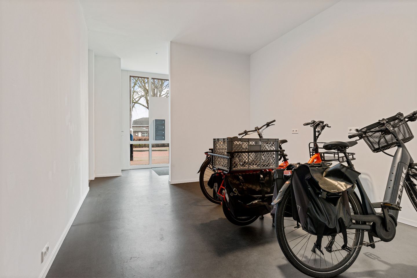 Spacious and Energy-Efficient Apartment in the Heart of Oss Center — 40