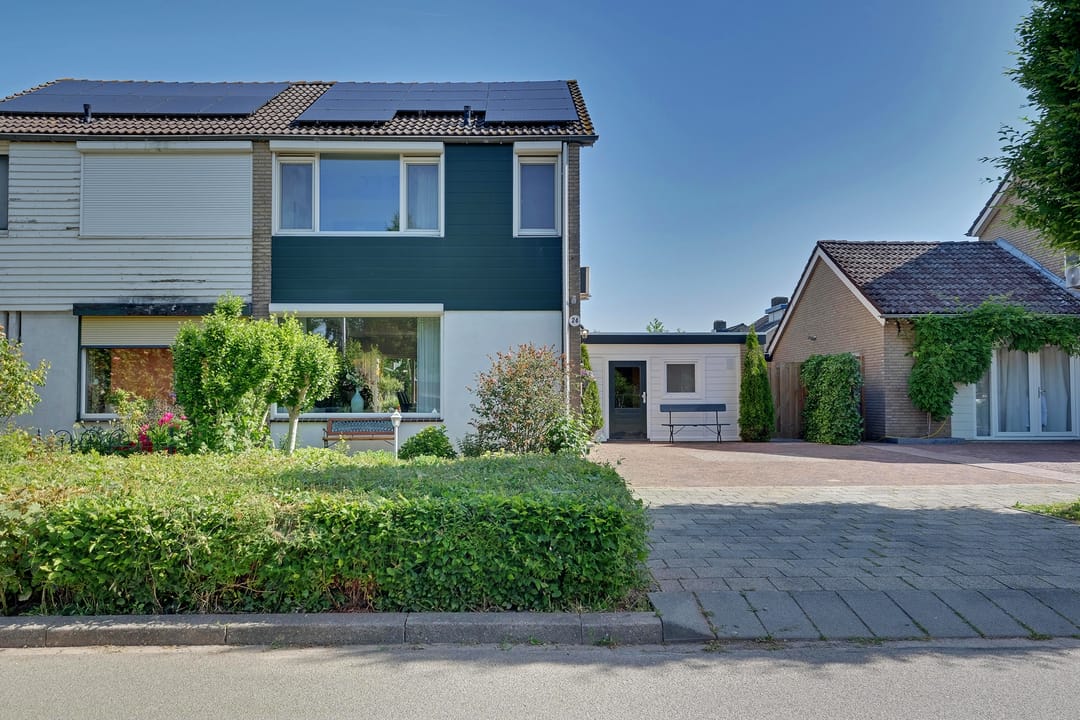 Photo 38 of Nieuwe Komstraat 24