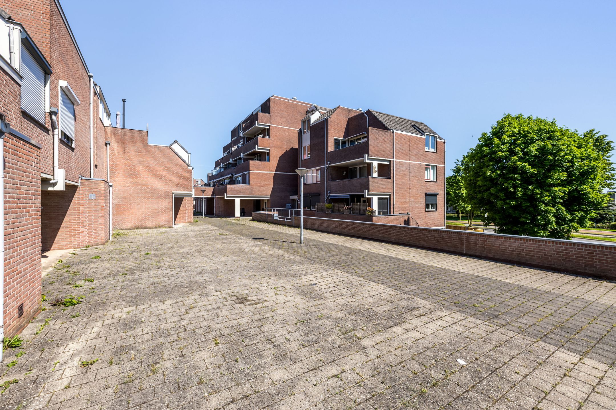 Photo 48 of Braak 122