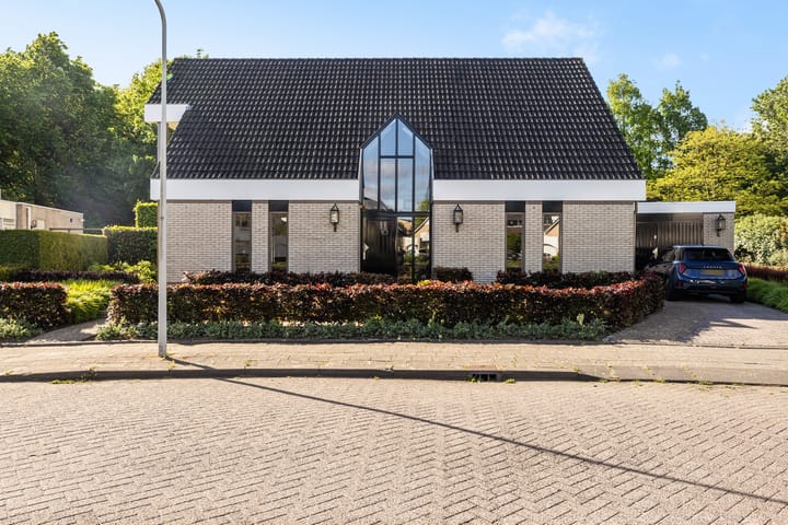 Vrijstaande woning te koop: Suite 18, Zwijndrecht