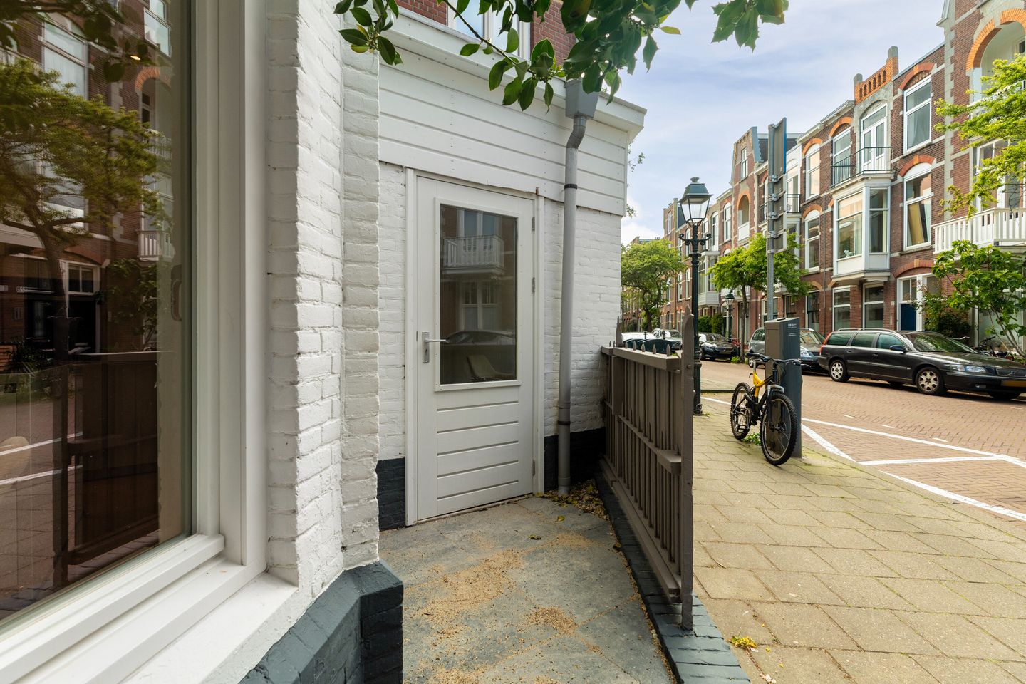 Stylishly Transformed Ground-Floor Apartment in The Hague's Valkenboskwartier — 50
