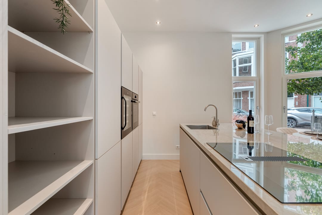 Stylishly Transformed Ground-Floor Apartment in The Hague's Valkenboskwartier — 17