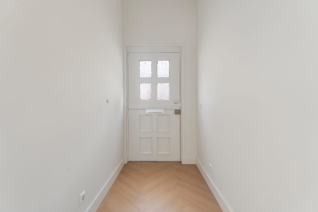 Stylishly Transformed Ground-Floor Apartment in The Hague's Valkenboskwartier — 8