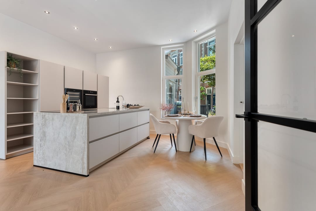 Stylishly Transformed Ground-Floor Apartment in The Hague's Valkenboskwartier — 16