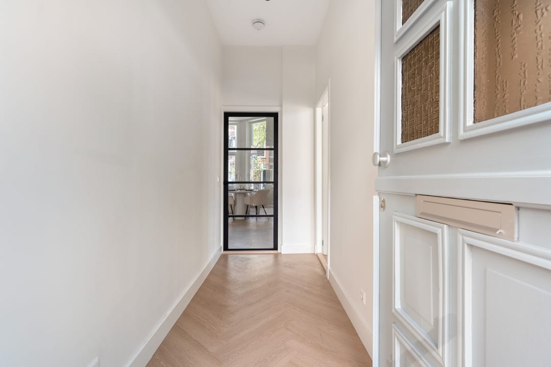 Stylishly Transformed Ground-Floor Apartment in The Hague's Valkenboskwartier — 7