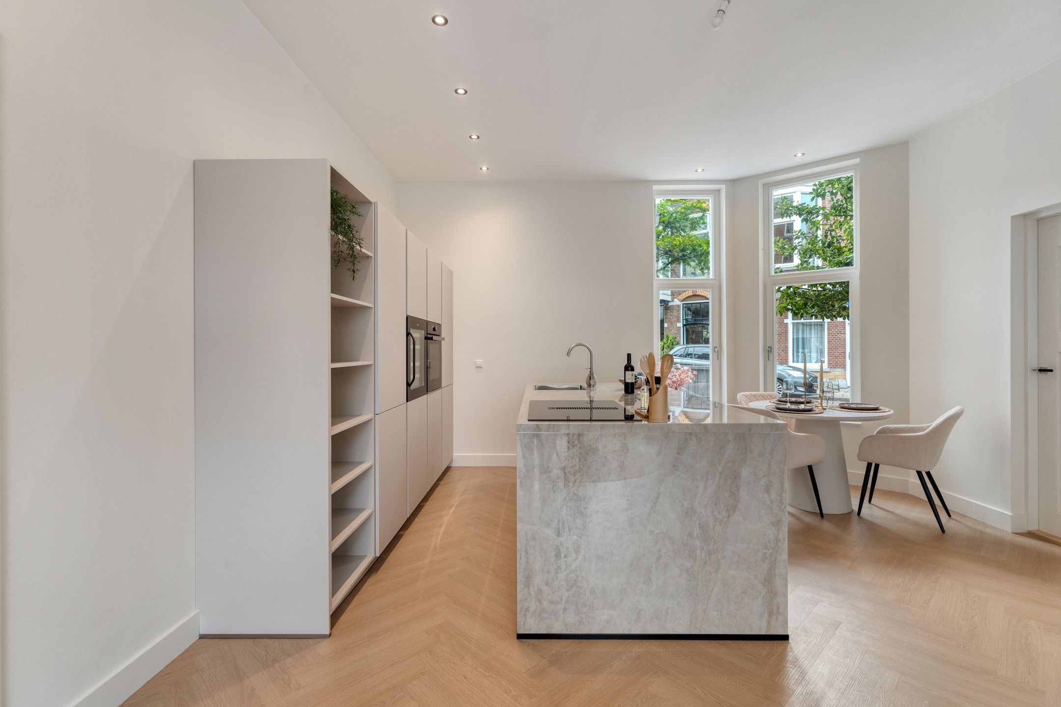 Stylishly Transformed Ground-Floor Apartment in The Hague's Valkenboskwartier — 15
