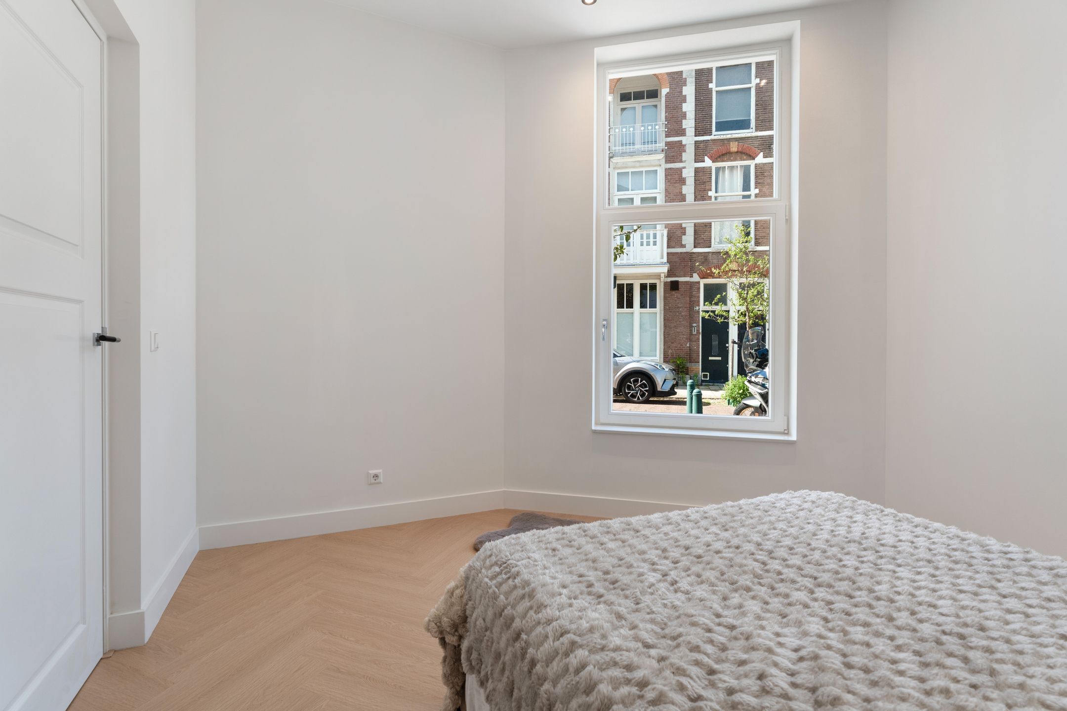 Stylishly Transformed Ground-Floor Apartment in The Hague's Valkenboskwartier — 33