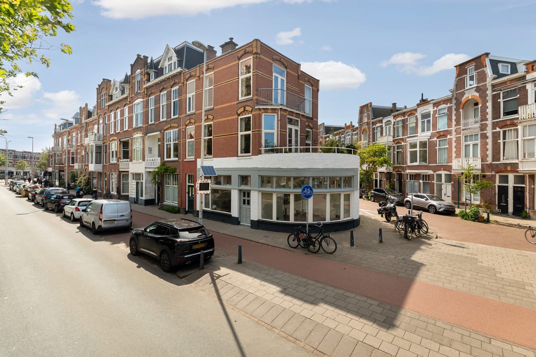 Stylishly Transformed Ground-Floor Apartment in The Hague's Valkenboskwartier — 53