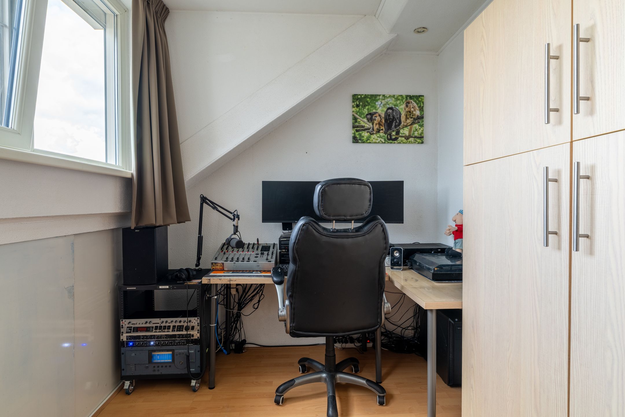 Photo 27 of Hoefblad 56