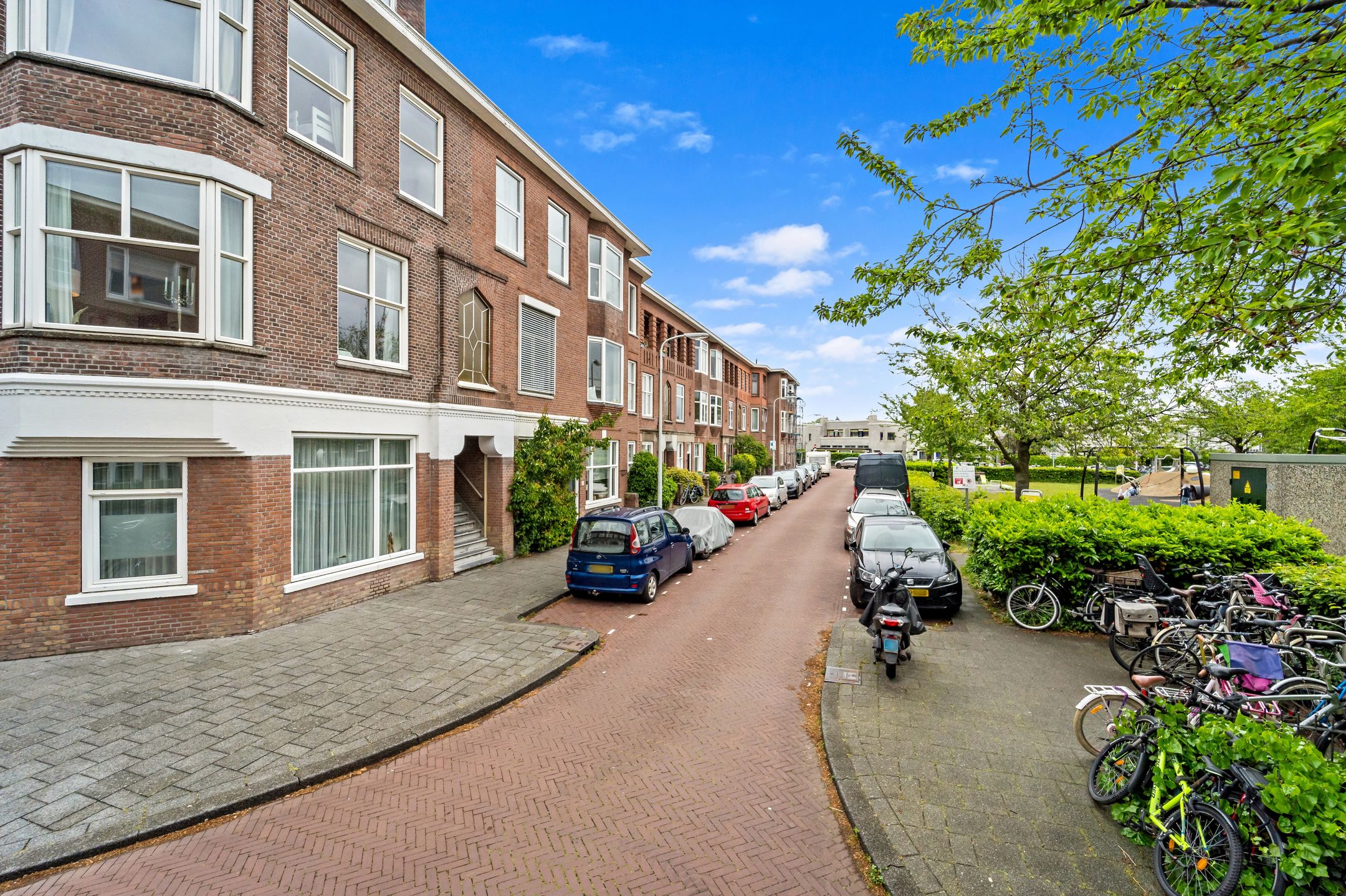 Foto 6 van Irisplein 17