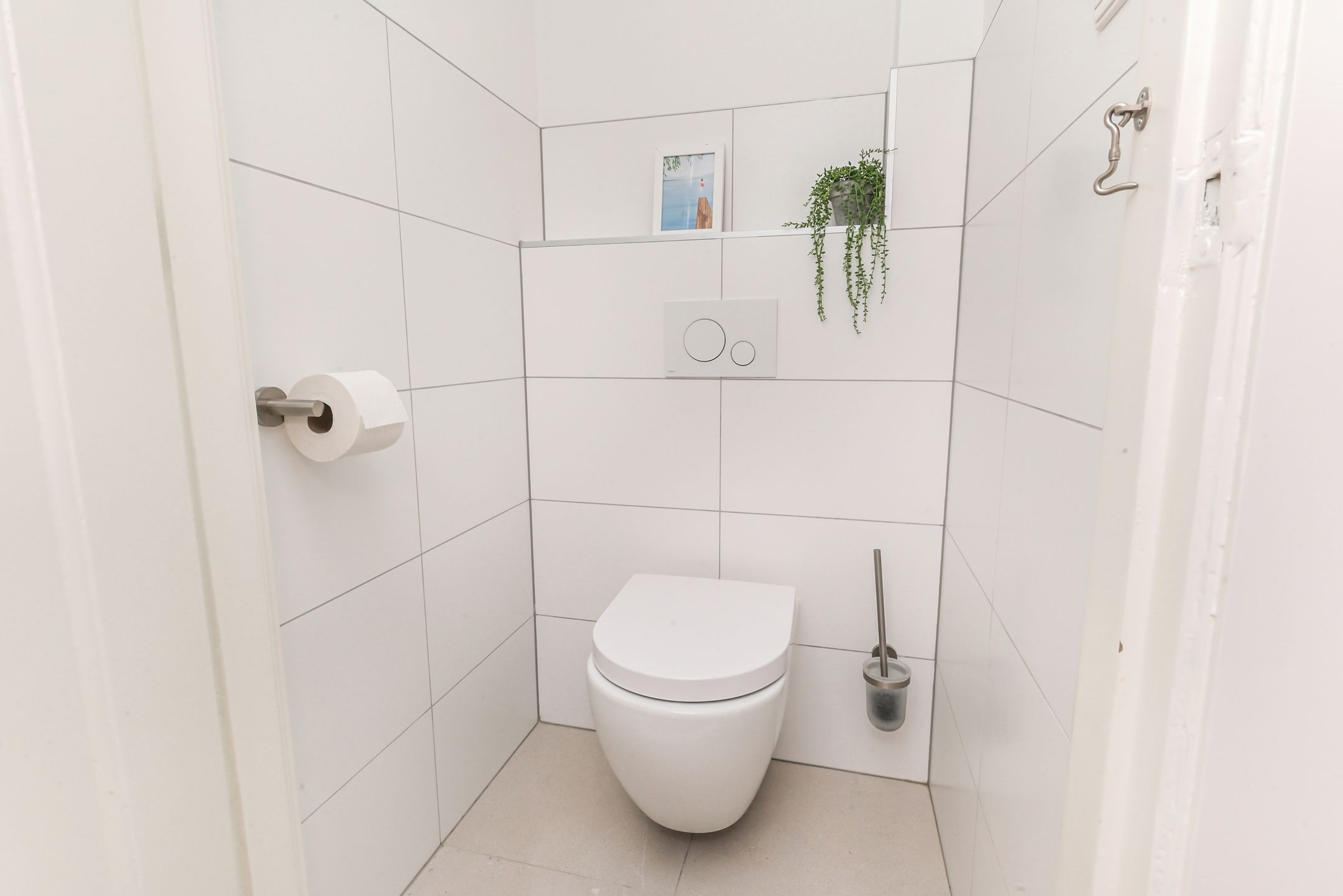 4-Bedroom Double Upper House with Two Balconies in the Beloved Bomenbuurt, Rijswijk — 27