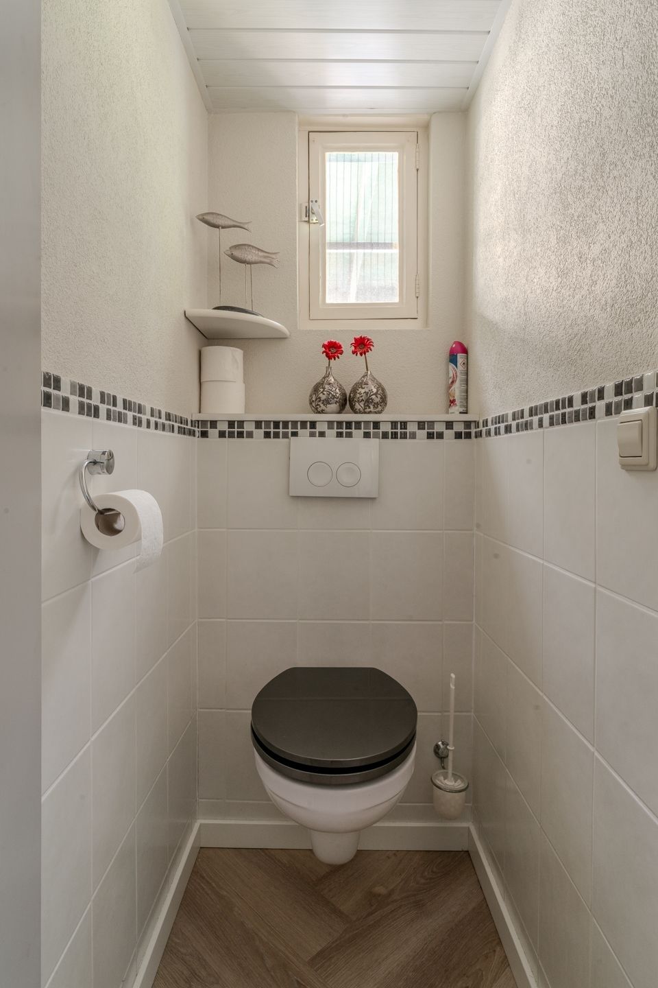 Characterful 1930s semi-detached home with lifestyle-living layout and stunning rural views in Lathum — 10