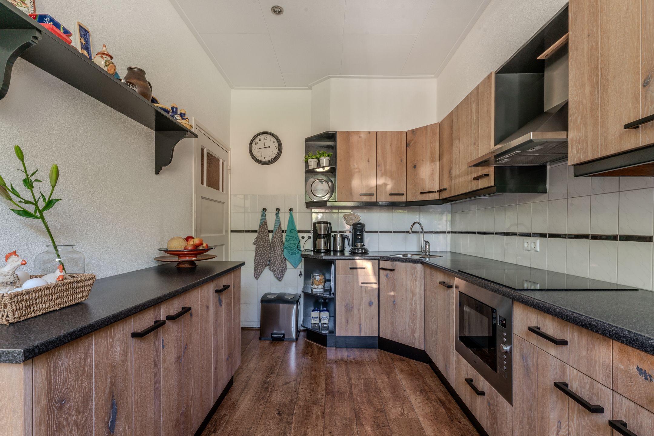 Characterful 1930s semi-detached home with lifestyle-living layout and stunning rural views in Lathum — 18