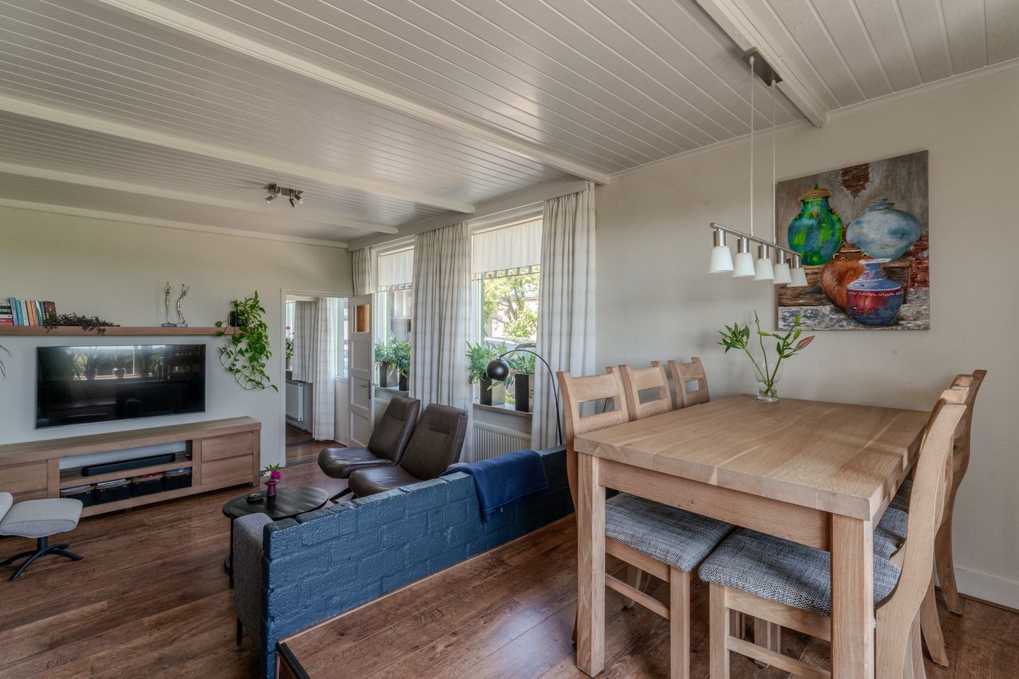 Characterful 1930s semi-detached home with lifestyle-living layout and stunning rural views in Lathum — 14