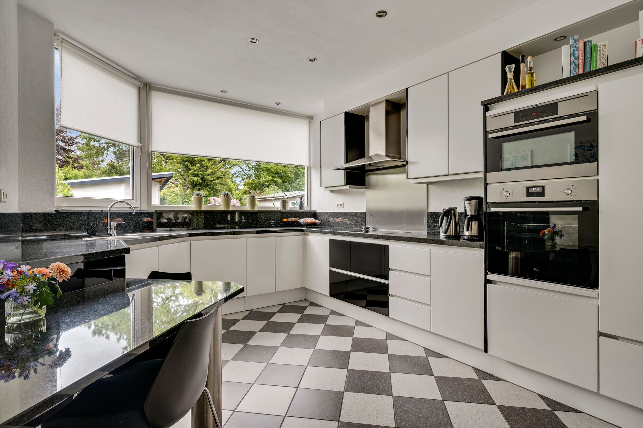 Photo 3 of Bentinckstraat 13