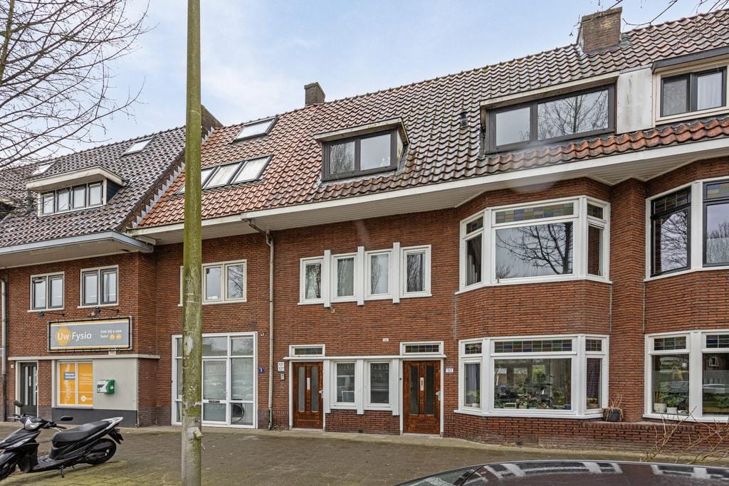Photo 30 of Burgemeester van Tuyllkade 10-C