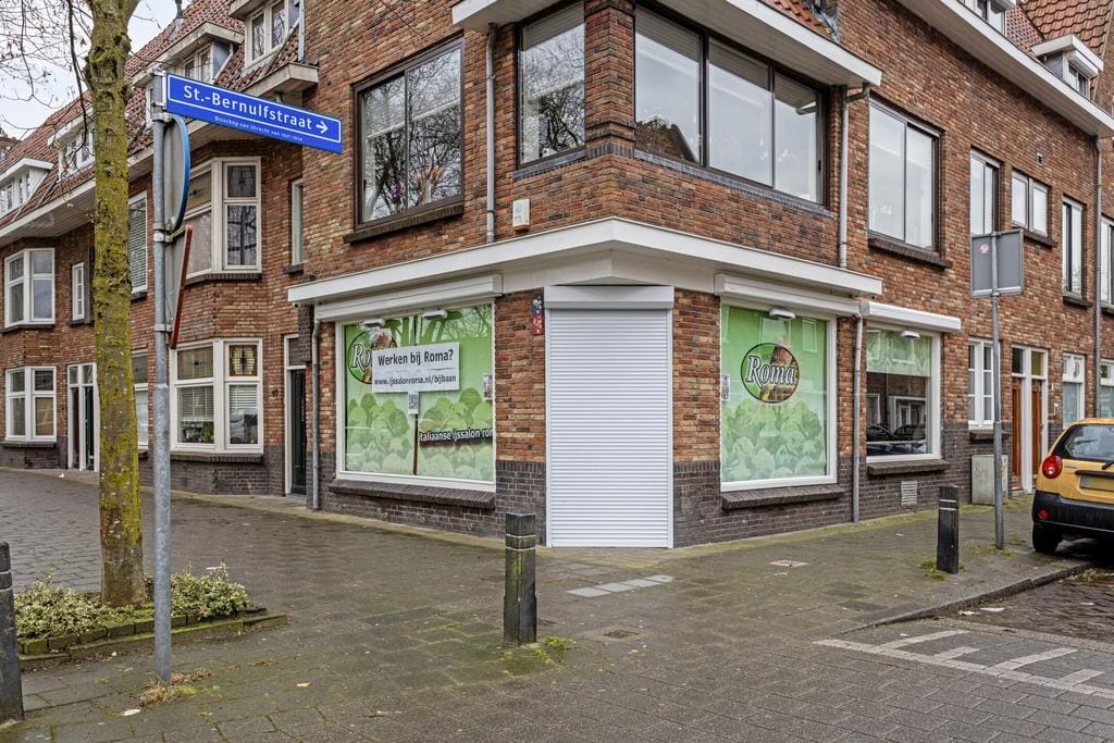 Photo 31 of Burgemeester van Tuyllkade 10-C
