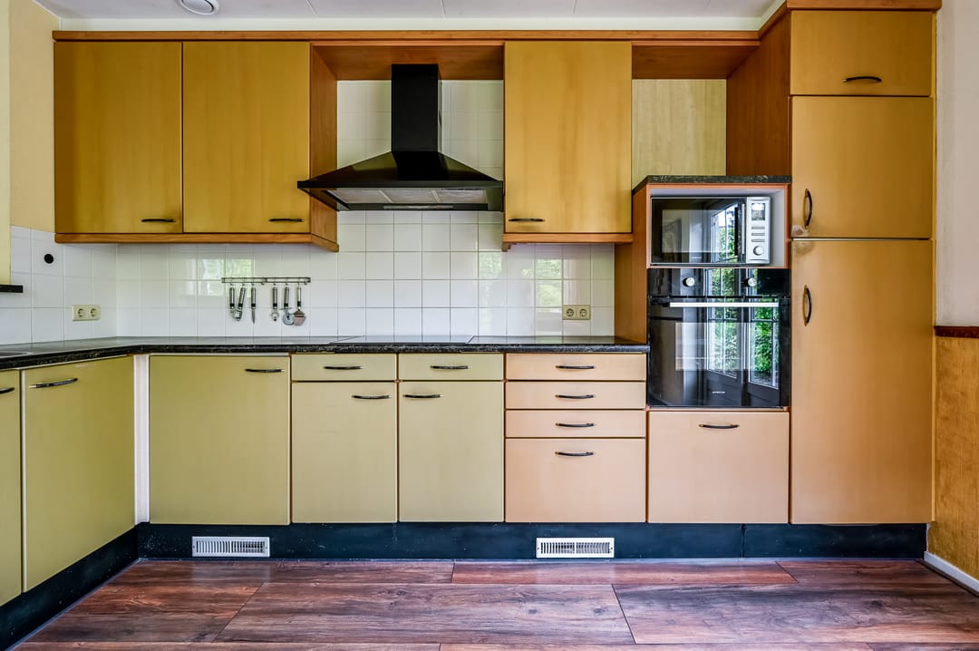 Spacious detached family home with six bedrooms in child-friendly neighborhood — 16