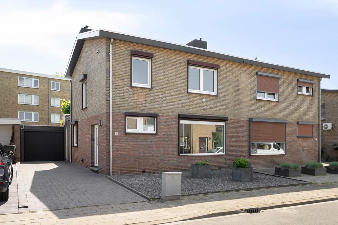 Photo 1 of Pastoor Verbeekstraat 13