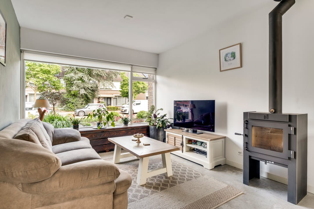 Royally extended family home with garden room in Maarheeze — 11