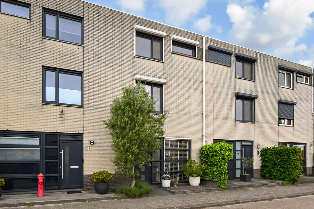 Foto 1 van Douschans 9