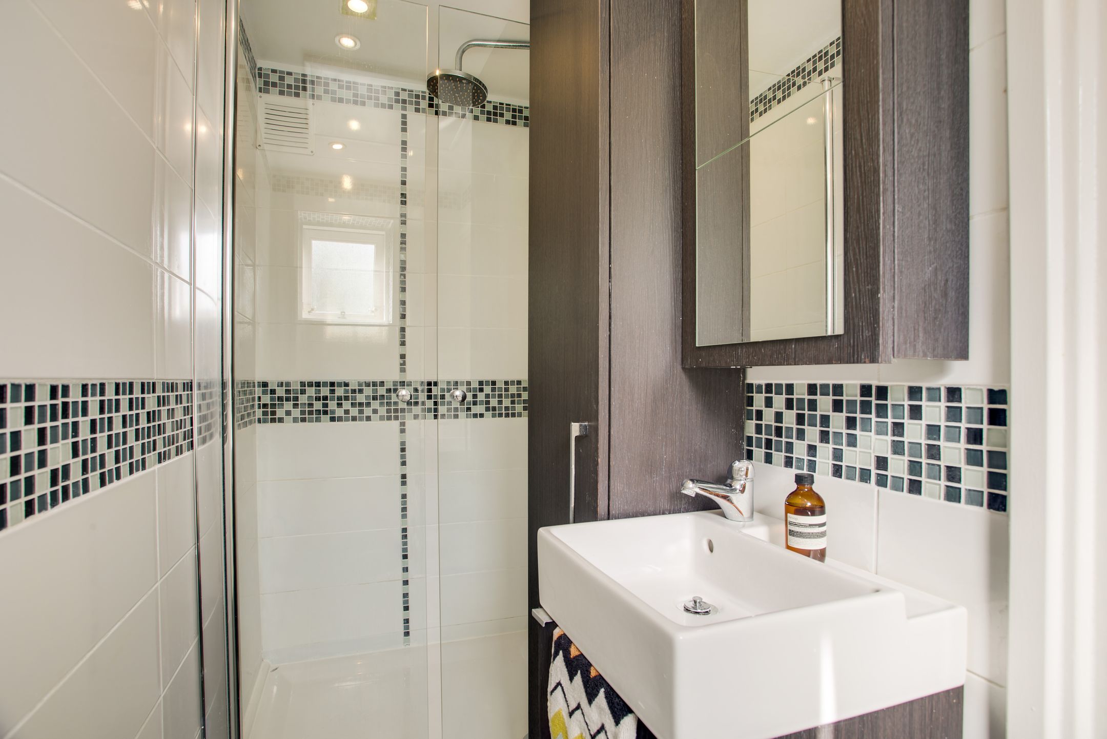 Renovated Top-Floor Apartment with Sunny West-Facing Balcony and Energy Label A in Leiden — 18