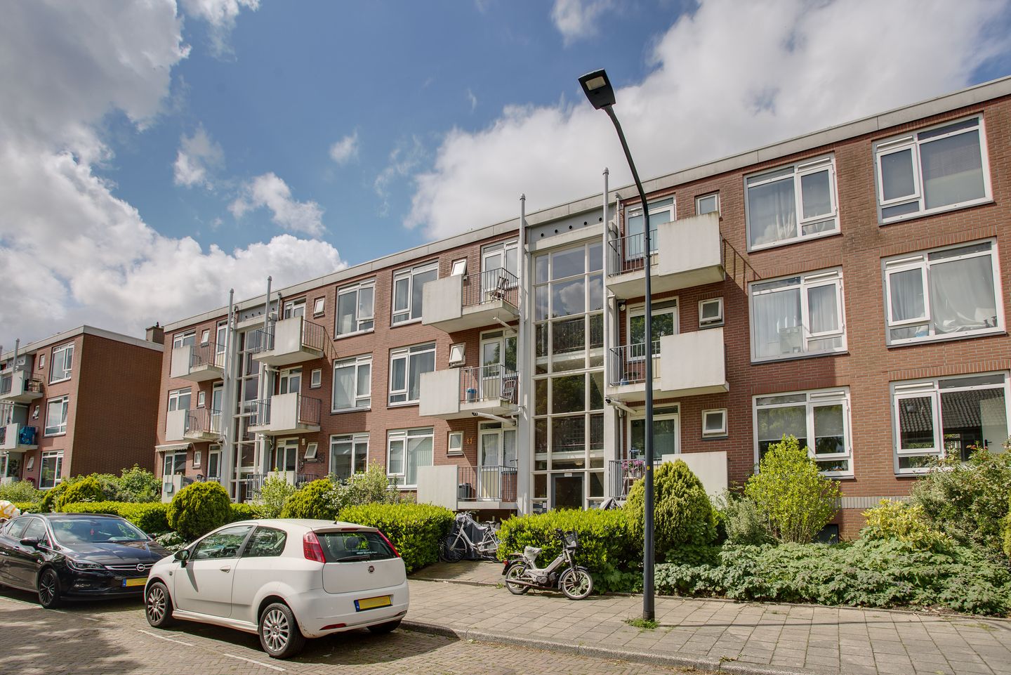 Photo 1 of Peter van Anrooystraat 47