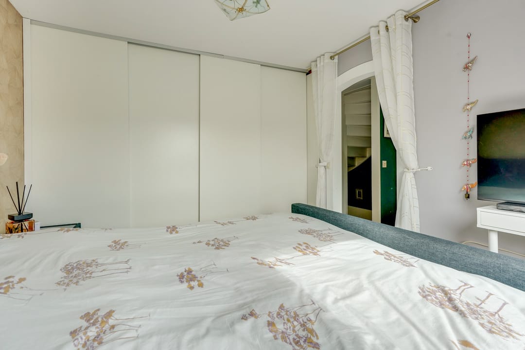 Spacious end house with practice room near Merwedekanaal — 31