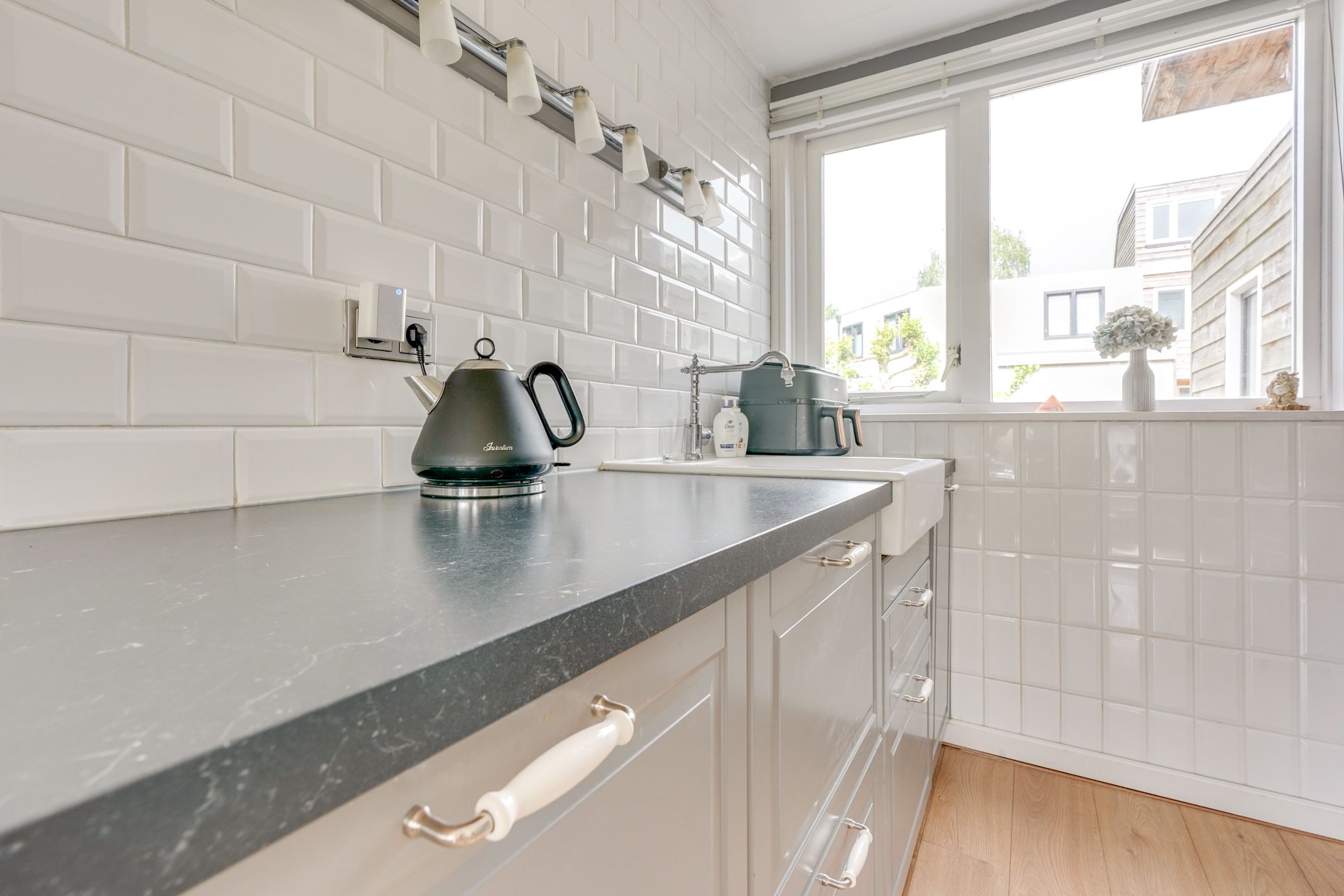Spacious end house with practice room near Merwedekanaal — 24