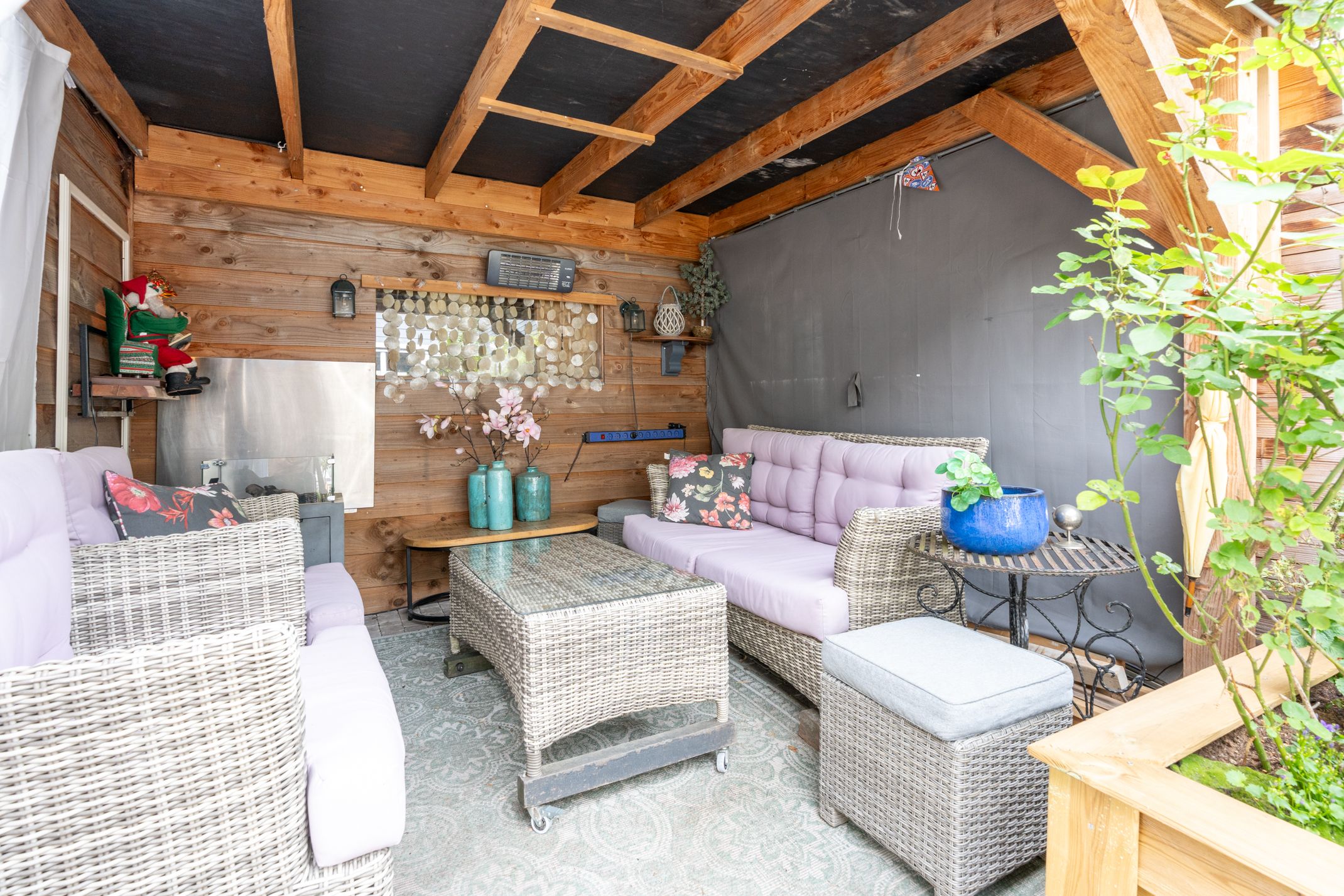 Spacious end house with practice room near Merwedekanaal — 51
