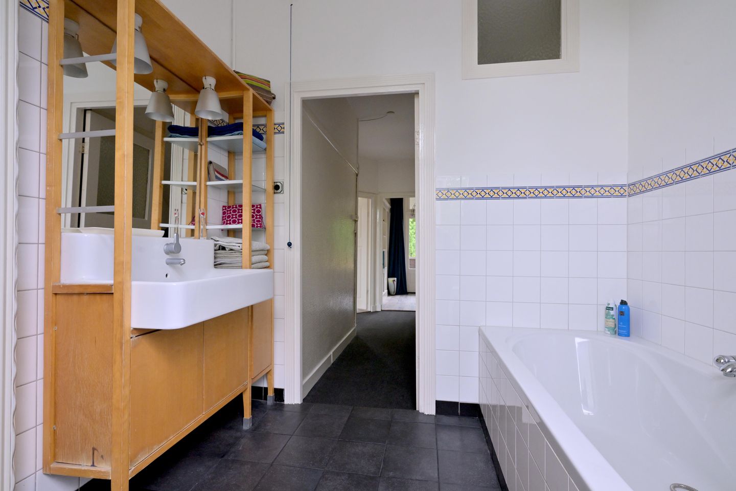 Foto 19 van Worp 7