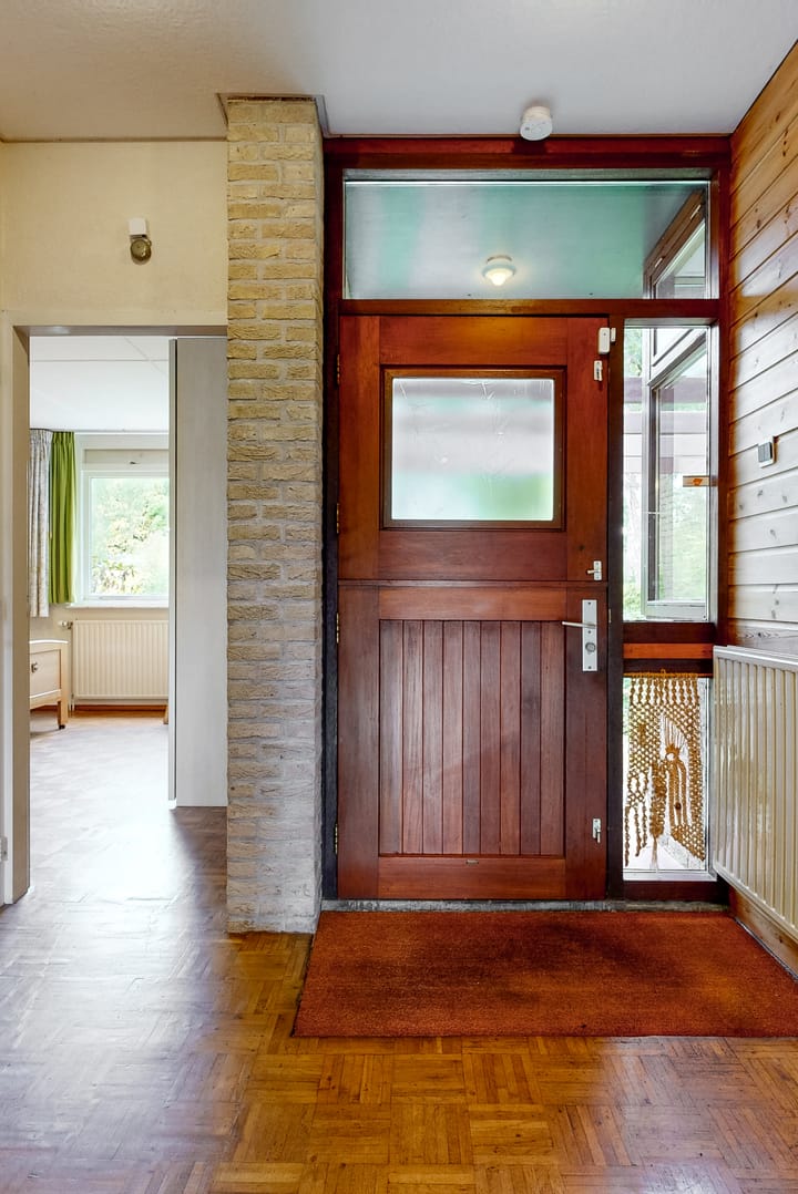 Hoekwoning te koop: Essenpark 22, Leiderdorp