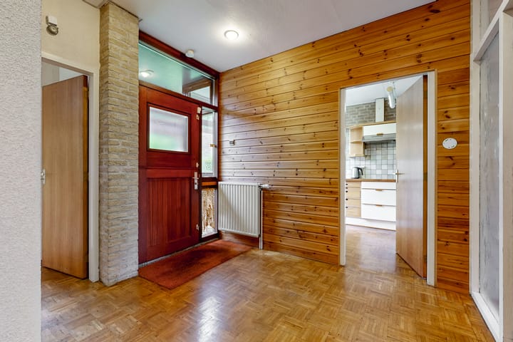 Hoekwoning te koop: Essenpark 22, Leiderdorp