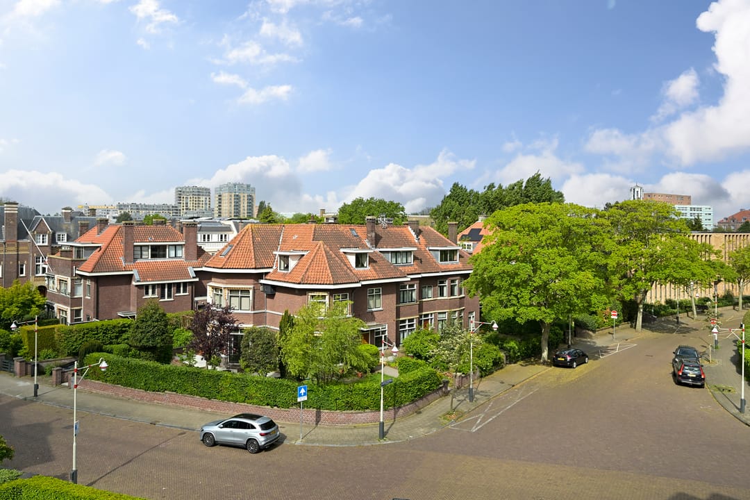 Charming 3-Room Apartment in Monumental Zorgvliet Complex — 28