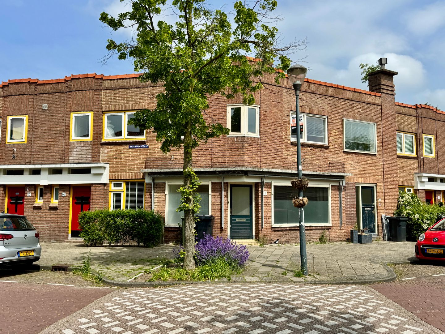 Photo 4 of Nijlstraat 1