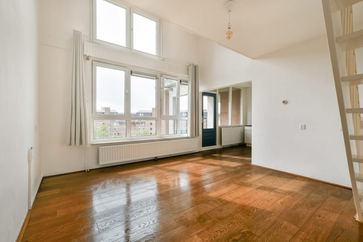 Photo 2 of Leksmondhof 26