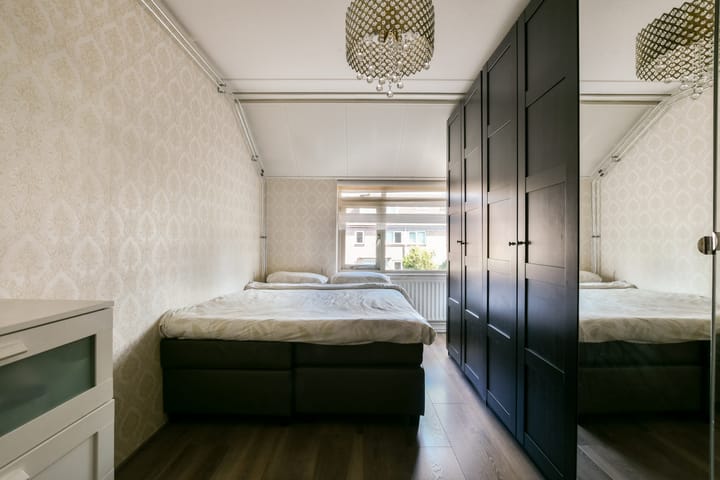 Tussenwoning te koop: Marjoleinstraat 10, Almere