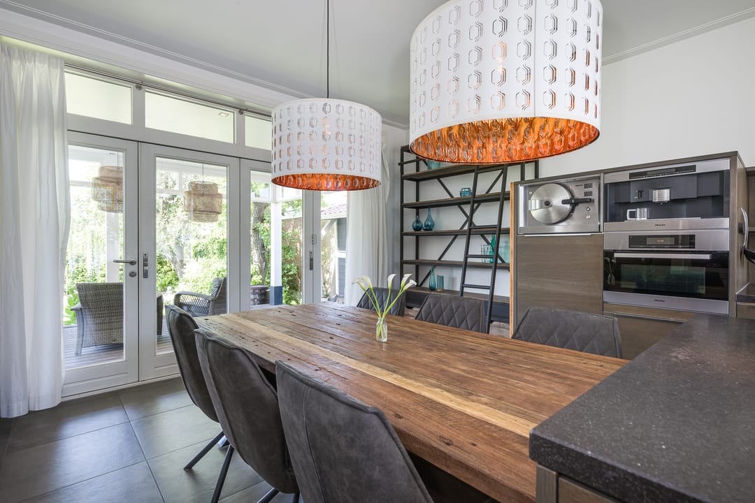 Completely Renovated Character Detached Home with Double Garage Near Amsterdam — 28