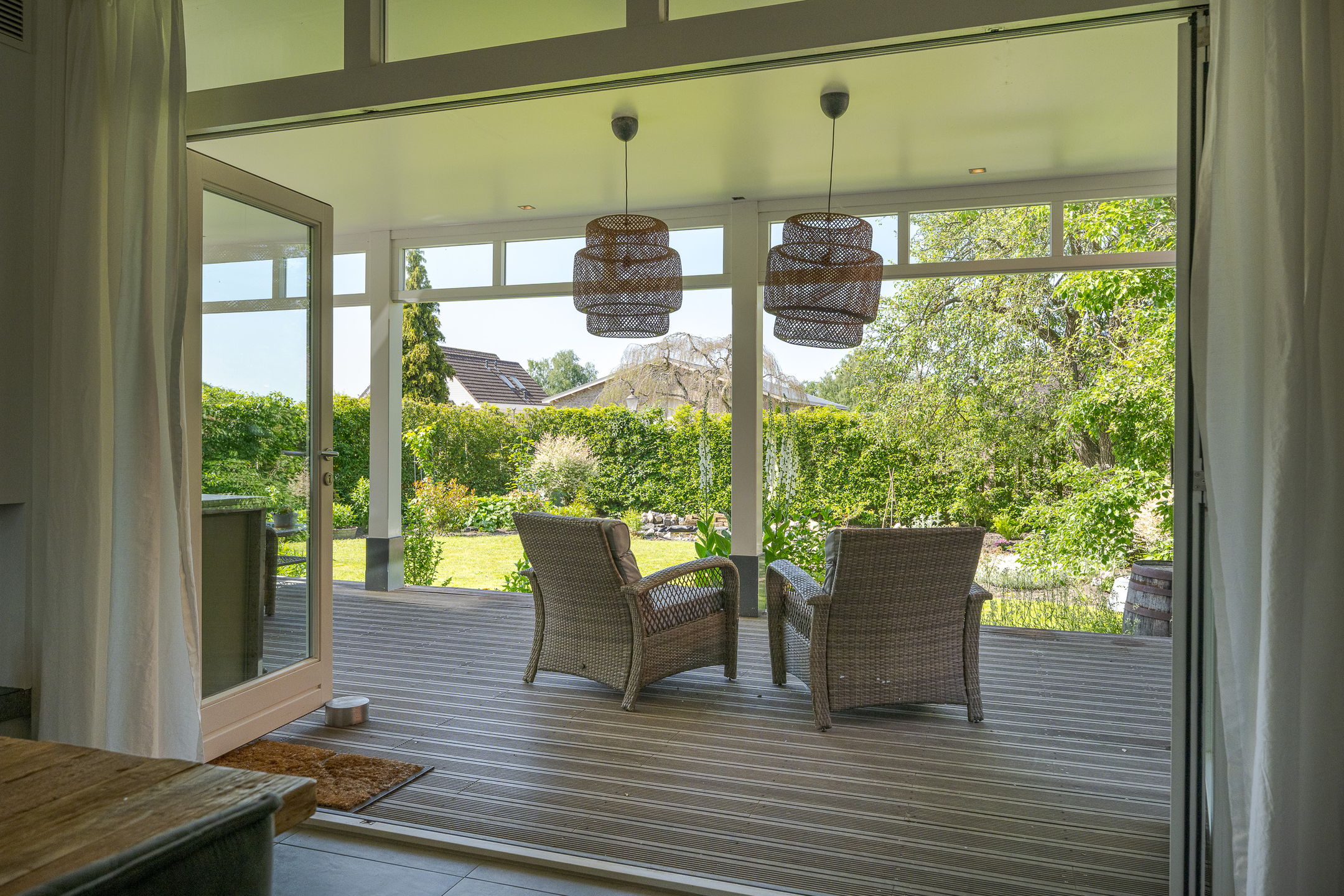 Completely Renovated Character Detached Home with Double Garage Near Amsterdam — 45