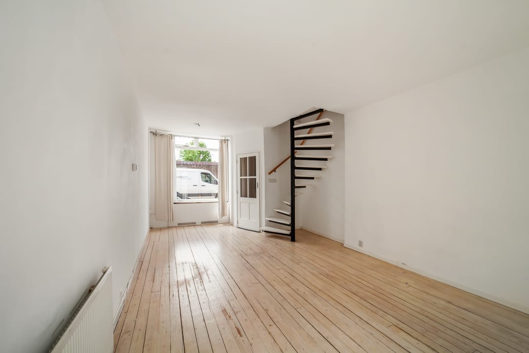 Charming early twentieth century home with patio and roof terrace in Delft — 16