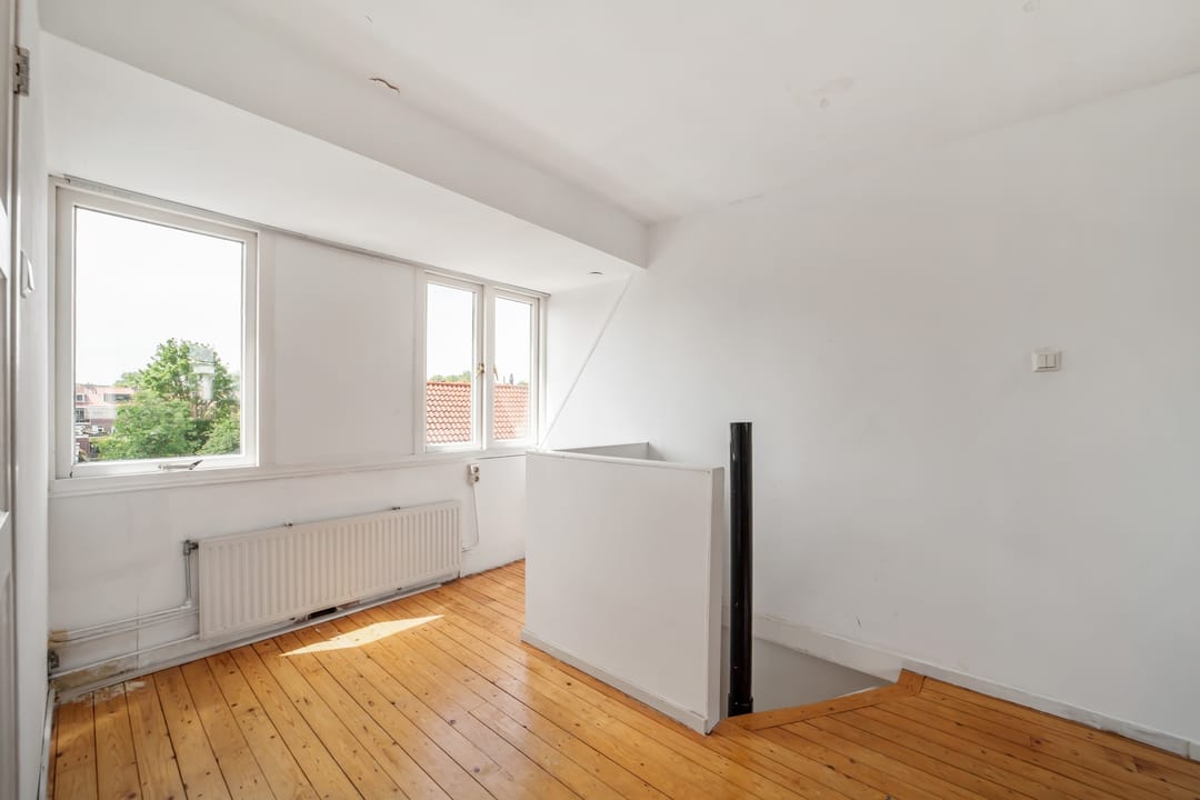 Charming early twentieth century home with patio and roof terrace in Delft — 32