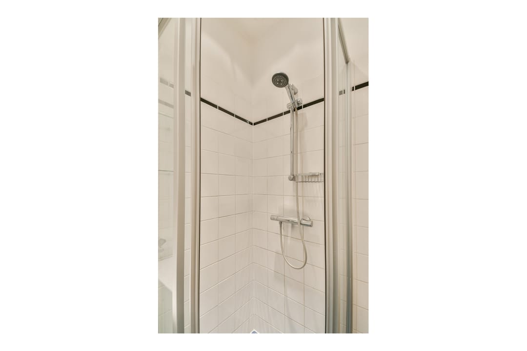 Foto 22 van Aalsmeerweg 84-1
