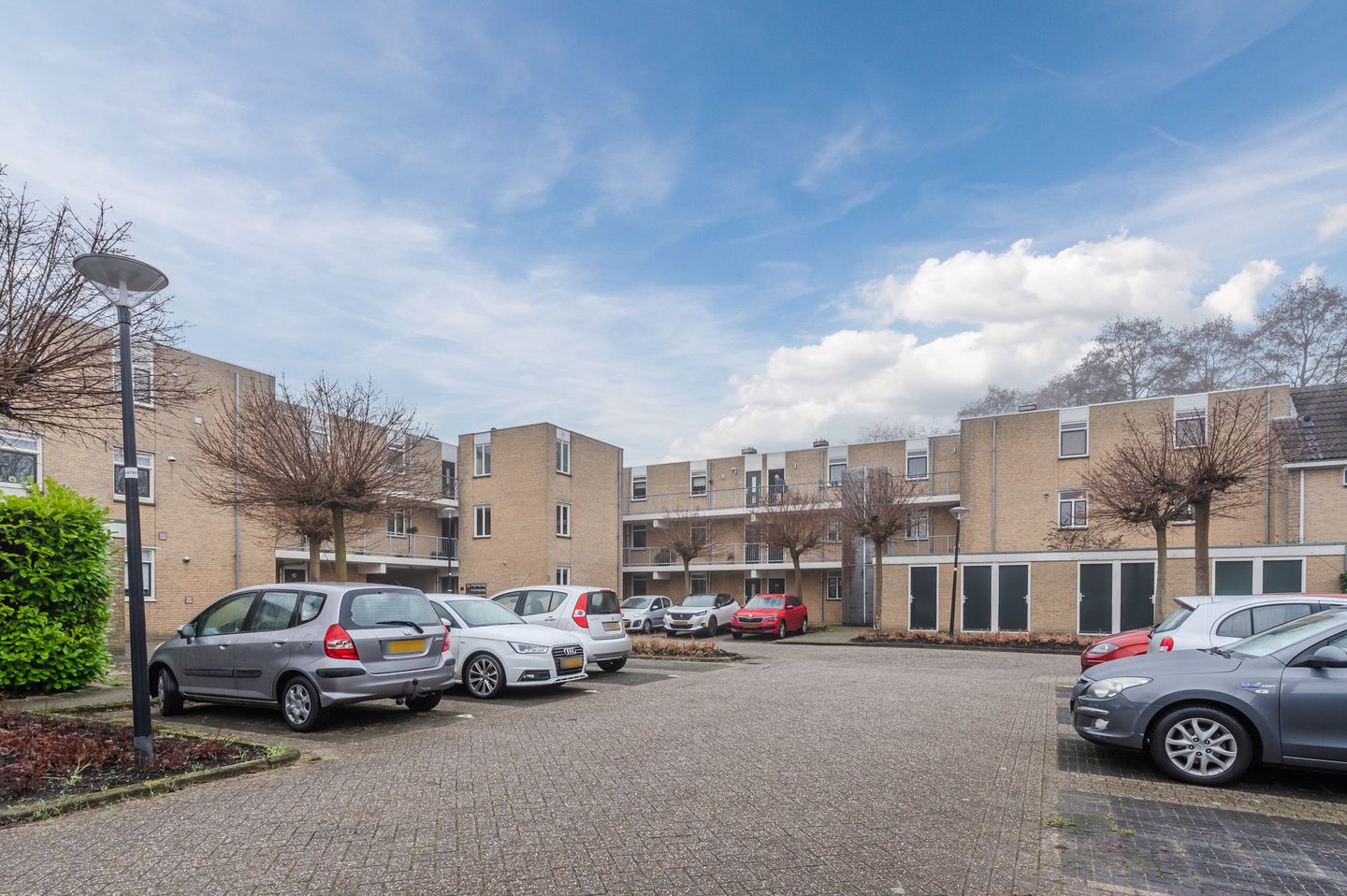 Foto 4 van Spinel 21