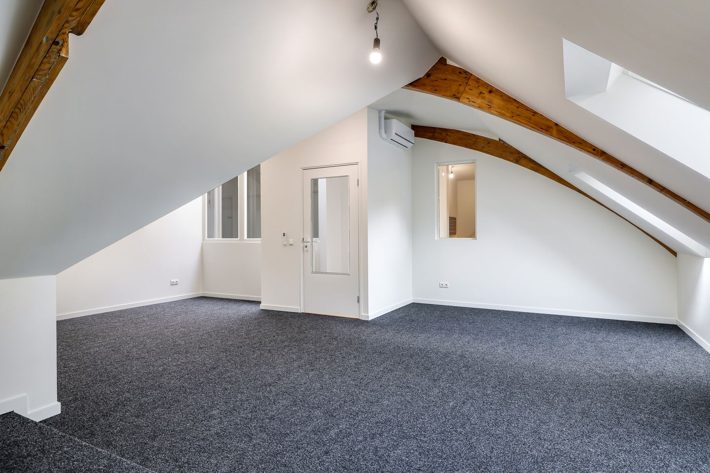 Bekijk foto 3 van Bredestraat 170